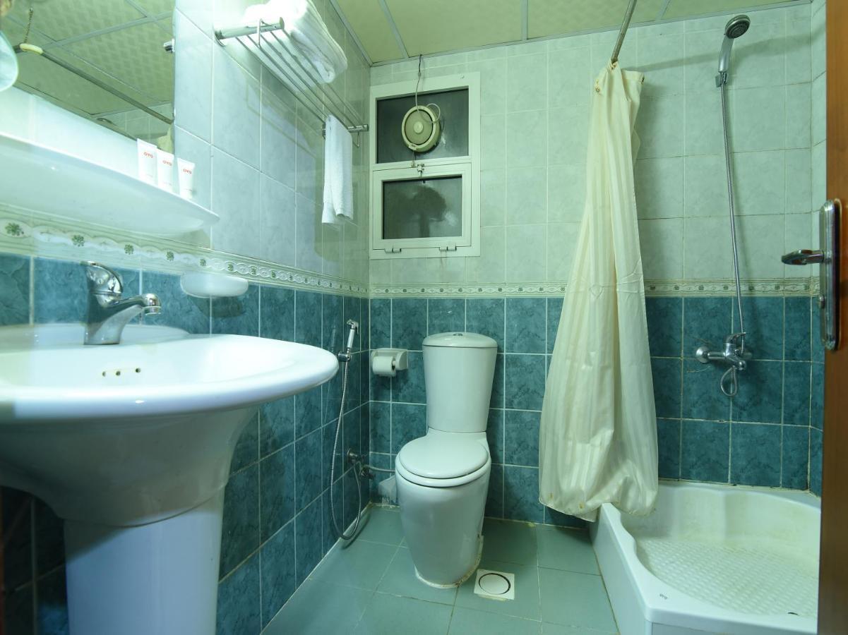 Oyo 274 California Suites Fujairah Eksteriør billede