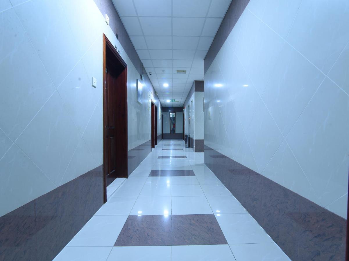 Oyo 274 California Suites Fujairah Eksteriør billede