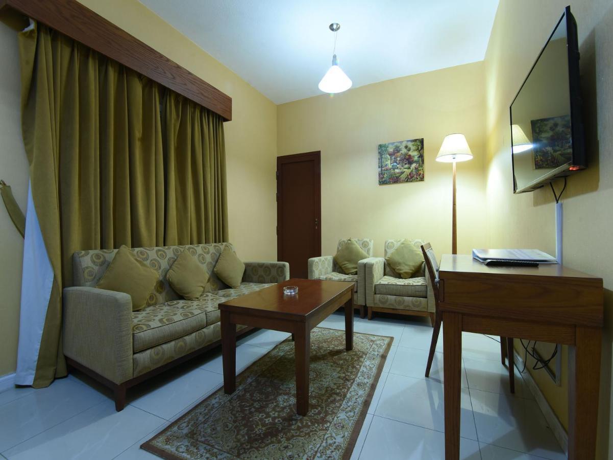 Oyo 274 California Suites Fujairah Eksteriør billede