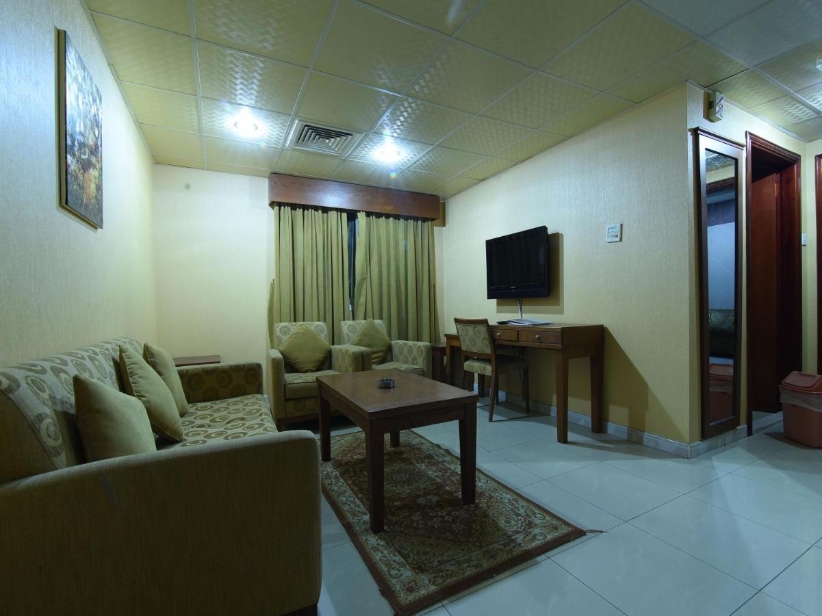 Oyo 274 California Suites Fujairah Eksteriør billede
