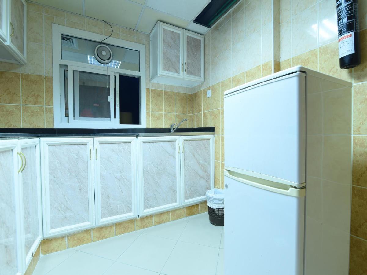 Oyo 274 California Suites Fujairah Eksteriør billede